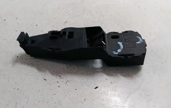 Volkswagen Sharan Tail light bulb cover holder 7M0945259 95VW13N004CA