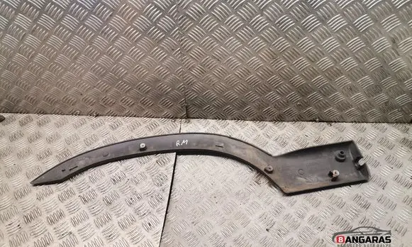 Renault Master II Rear arch trim 7701692572