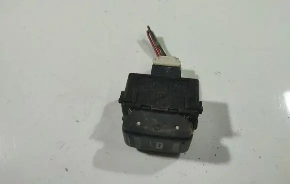 Nissan Pathfinder R51 Central locking switch button 