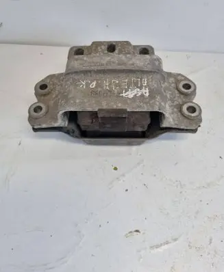 Seat Altea Engine mount bracket 1K0199555