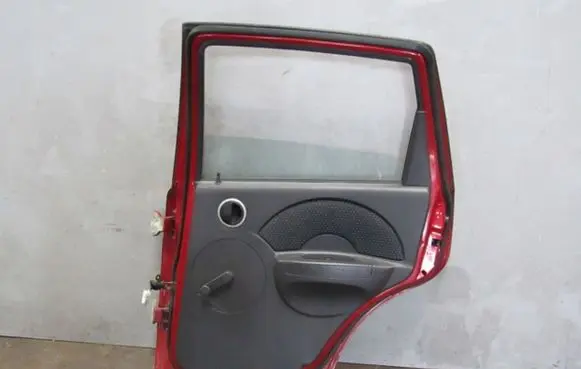 Chevrolet Lacetti Rear door