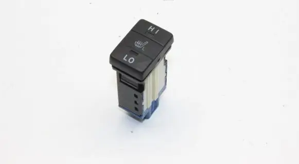 Toyota Auris E180 Seat heating switch 191698