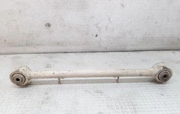 Rear control arm
