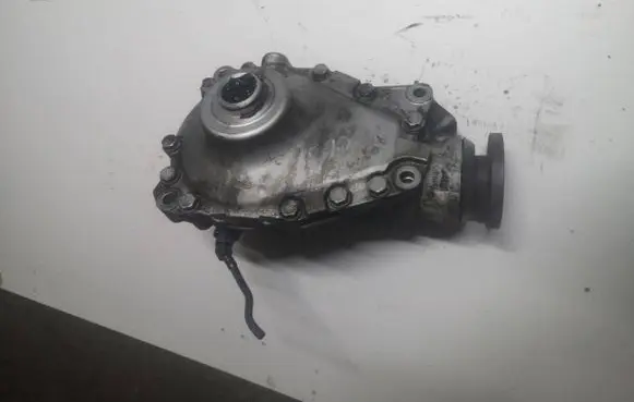BMW X5 E70 Front differential 7558151