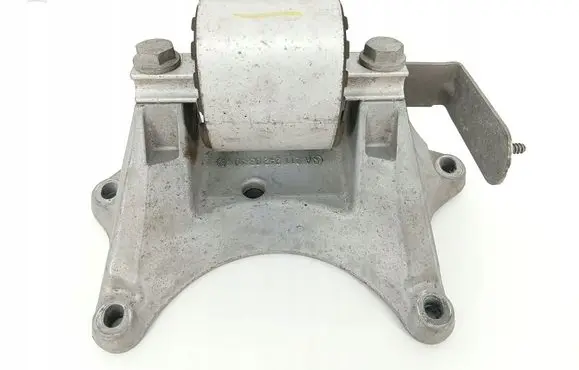 Mercedes-Benz C W205 Engine mount vacuum valve A2052403400