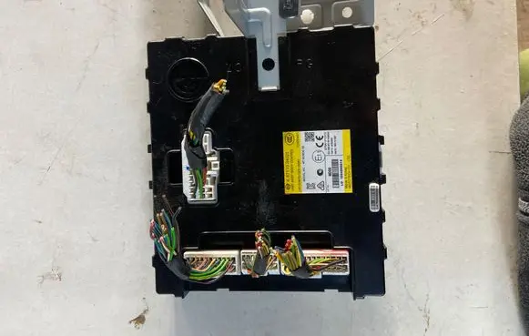 SsangYong Korando Gateway control module K8711034021 97RAI012410