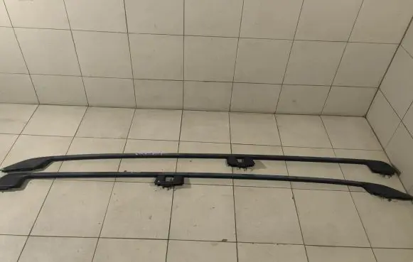 Roof bar rail