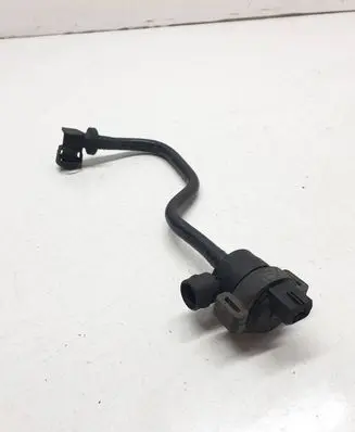 BMW 7 F01 F02 F03 F04 Breather/breather pipe/hose 7572070 1564571