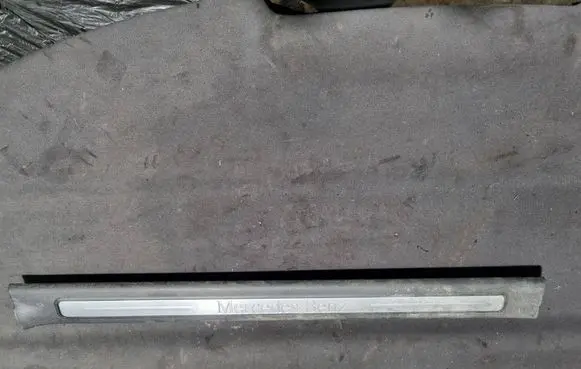 Mercedes-Benz B W245 Front sill trim cover A1696800074