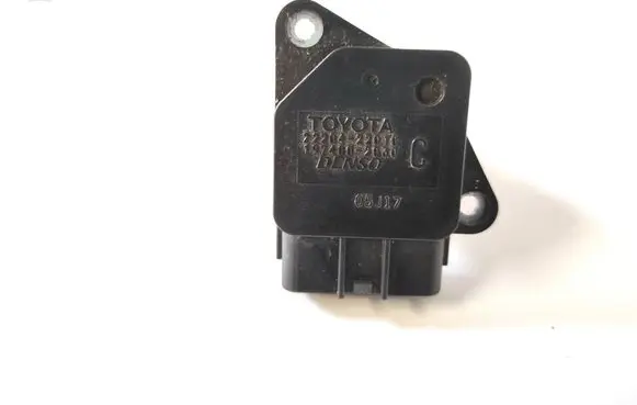 Toyota Previa (XR30, XR40) II Mass air flow meter 22204-22010