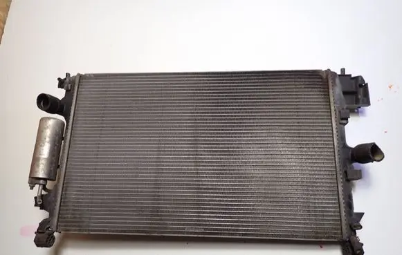 Opel Vectra C Coolant radiator