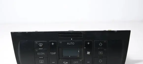 Audi A4 S4 B5 8D Climate control unit 8D0820043Q