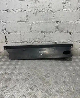 Radiator trim