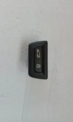 BMW X5 F15 Tailgate/boot open switch button 9275121