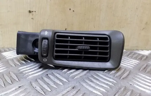 Volvo V70 Rear air vent grill 9158449