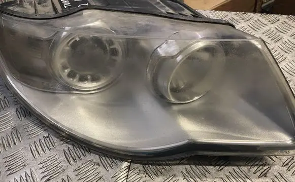 Volkswagen Touareg I Headlight/headlamp 7l6941031a