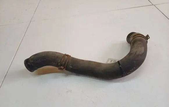 Honda CR-V Intercooler hose/pipe