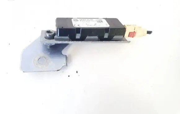 Volkswagen Touran I Antenna control unit 1t0035577