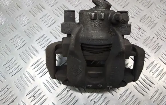 Smart ForFour II W453 Front brake caliper