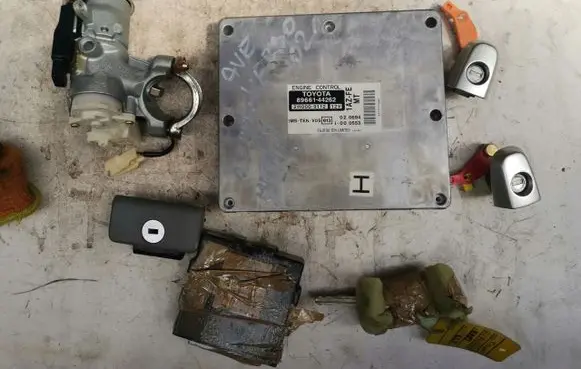 Toyota Avensis Verso Immobilizer control unit/module 8966144262