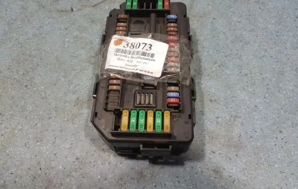BMW Z4 E89 Fuse box set 938906801