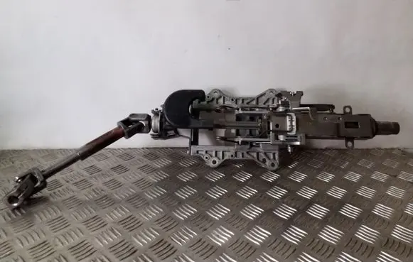 Steering wheel axle set