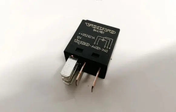 Volvo S40 Other relay 9441161 v23074