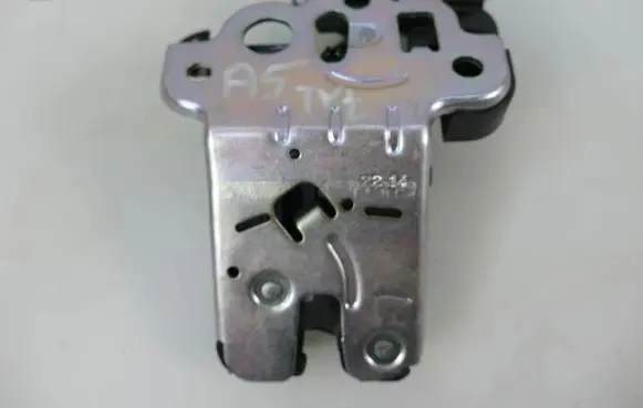 Audi A5 Sportback 8TA Tailgate/trunk/boot lock/catch/latch 8R0827505