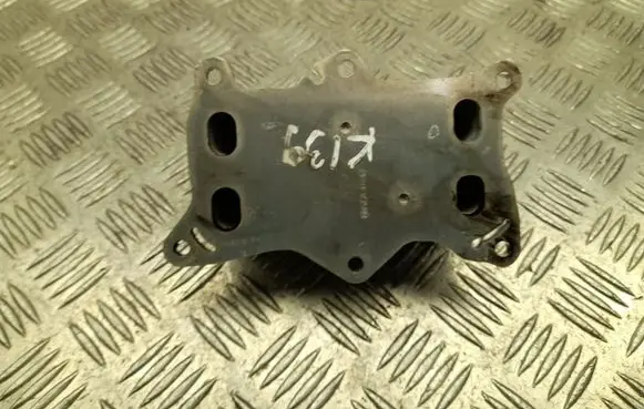 Mercedes-Benz GLC C254 Engine oil radiator A6541800365