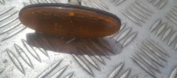 Mazda 323 Front fender indicator light 0464120 04-4120