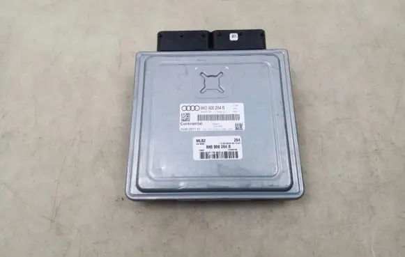 Audi A4 S4 B8 8K Engine control unit/module 8K0906264B