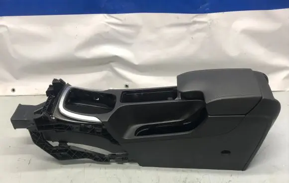 Opel Insignia A Armrest 13326556