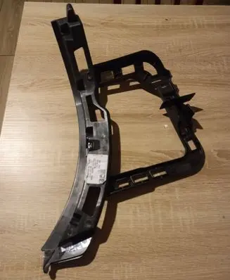 Volkswagen PASSAT B7 Front bumper mounting bracket 3af807377