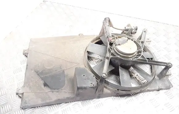 Seat Alhambra (Mk1) Radiator cooling fan shroud 7M0121207E