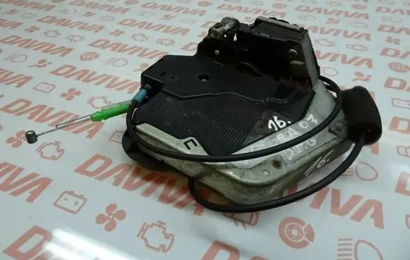 Suzuki Grand Vitara II Rear door lock