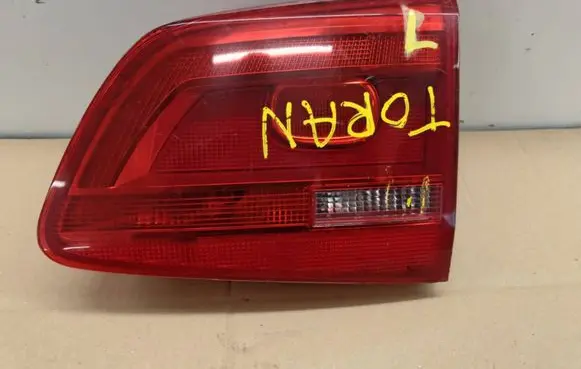 Volkswagen Touran II Rear/tail lights set 