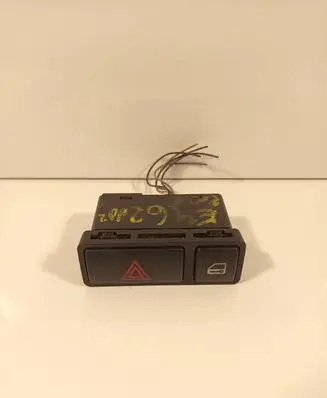 BMW 3 E46 Hazard light switch 8368920