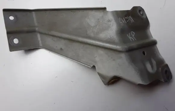 Opel Antara Fender mounting bracket
