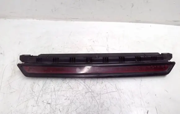 Volkswagen PASSAT B5 Third/center stoplight
