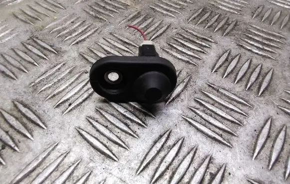 Toyota Avensis T250 Front door sensor 
