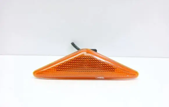 Ford Focus Front fender indicator light XS4H3K354A