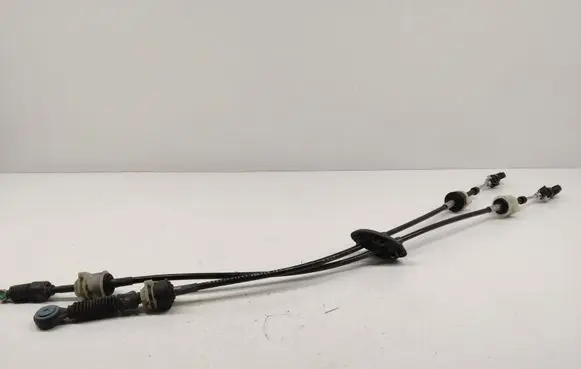 Mercedes-Benz Vito Viano W447 Gear shift cable linkage A4472601651