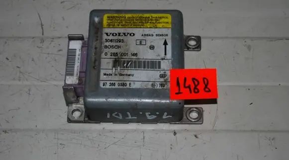 Volvo S40, V40 Airbag control unit/module 30611293 0285001146