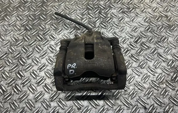 Renault Clio III Front brake caliper