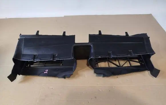Peugeot 3008 III Intercooler air guide/duct channel 9653133580