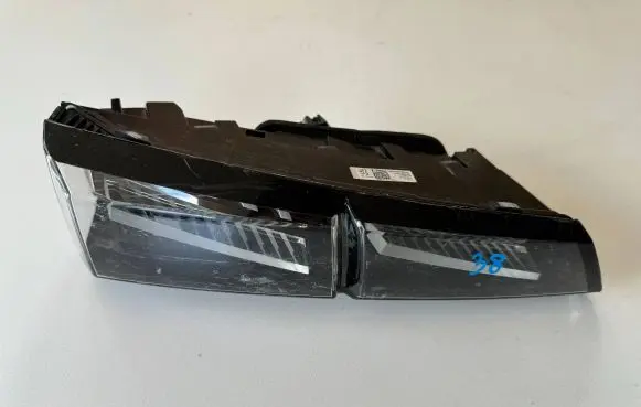 Peugeot 308 Rear/tail lights 9835300480 00000178 01502201