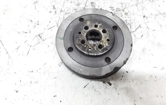 Volkswagen Golf IV Crankshaft pulley 038105243