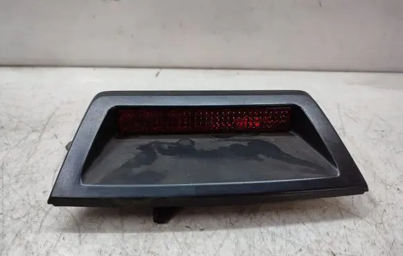 Chrysler 300 - 300C Third/center stoplight 04805845AB