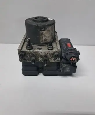 Volkswagen Golf V ABS Pump 1K0907379N 10097003133 00005793E6