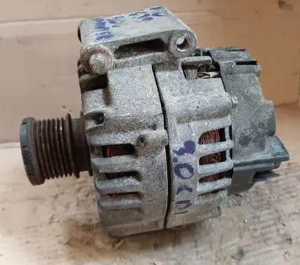 Mercedes-Benz E W212 Generator/alternator a0009062701